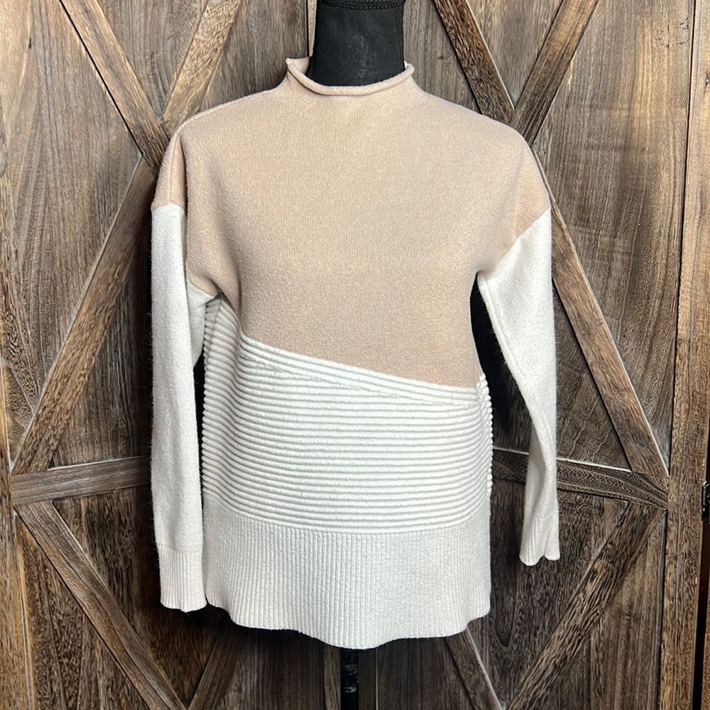 Belle by belldini sweater